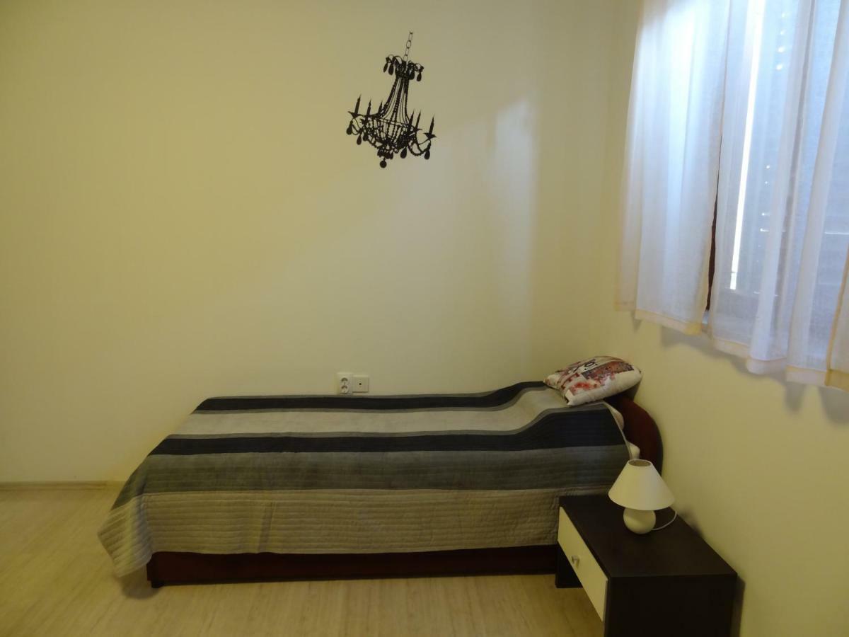 הוילה PUY Lusyhouse מראה חיצוני תמונה