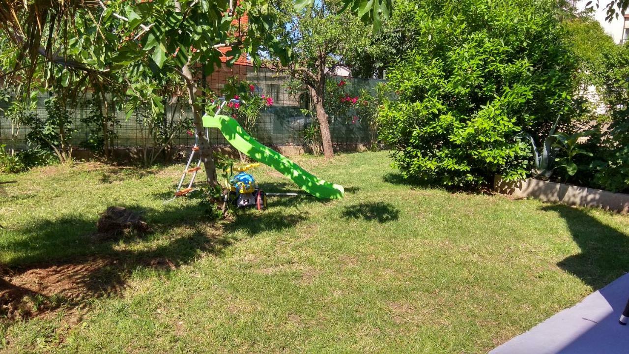 הוילה PUY Lusyhouse מראה חיצוני תמונה
